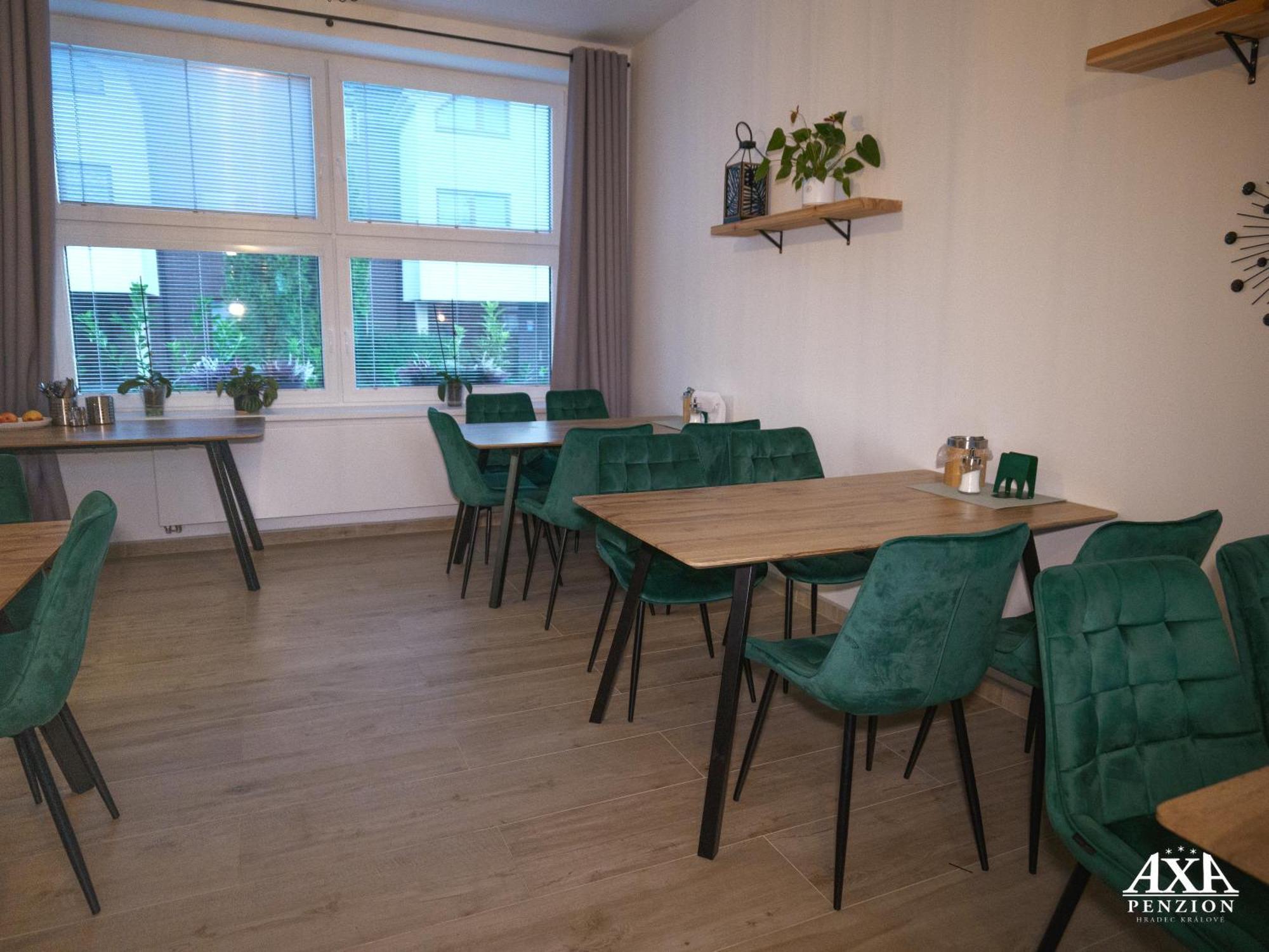 Penzion Axa Hradec Králové Exterior foto